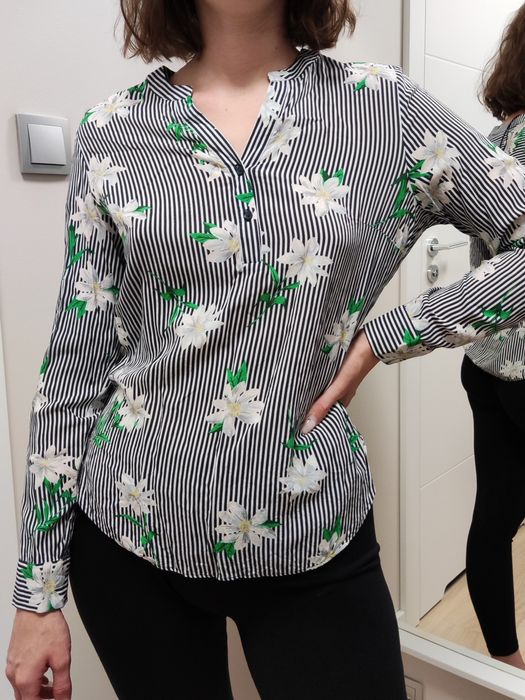 Wiosenna lekka koszula damska z długim rękawem w paski i kwiaty