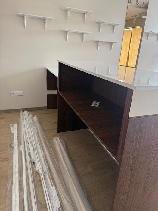Balcão moderno para negócio