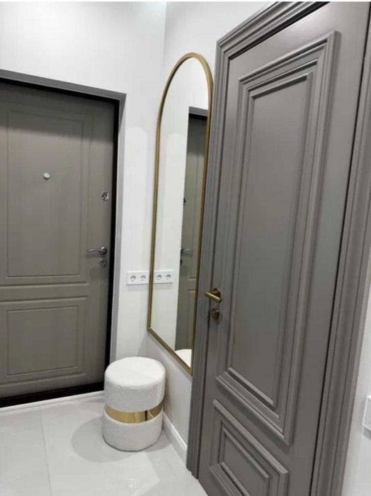 Продам квартиру в Кадорі на Краснова.Авторський ремонт.Розтермінування