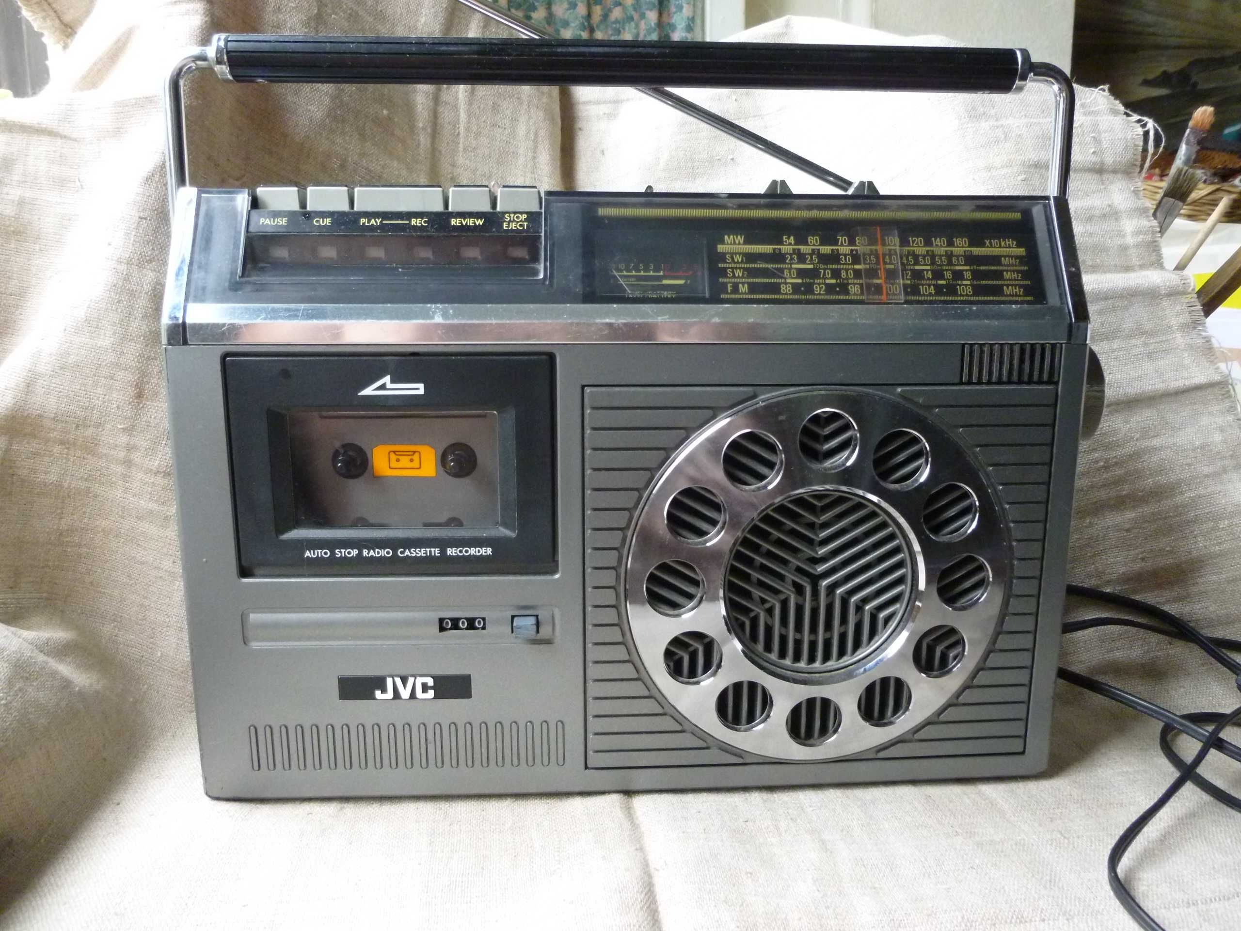 Магнитофон JVC RC-323-JW: 2 700 грн. - Магнітоли Київ на Olx