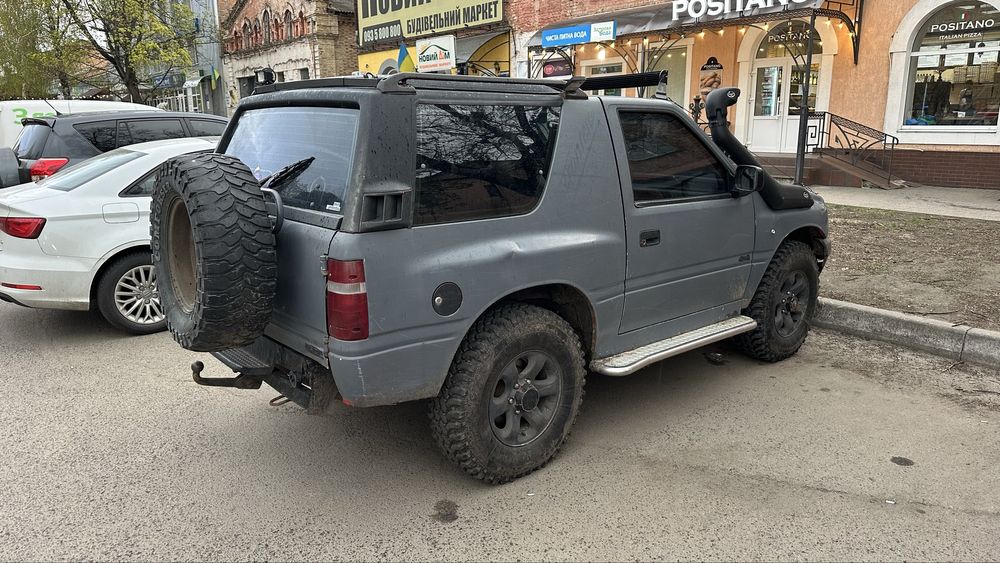 Opel Frontera 2.0 бензин