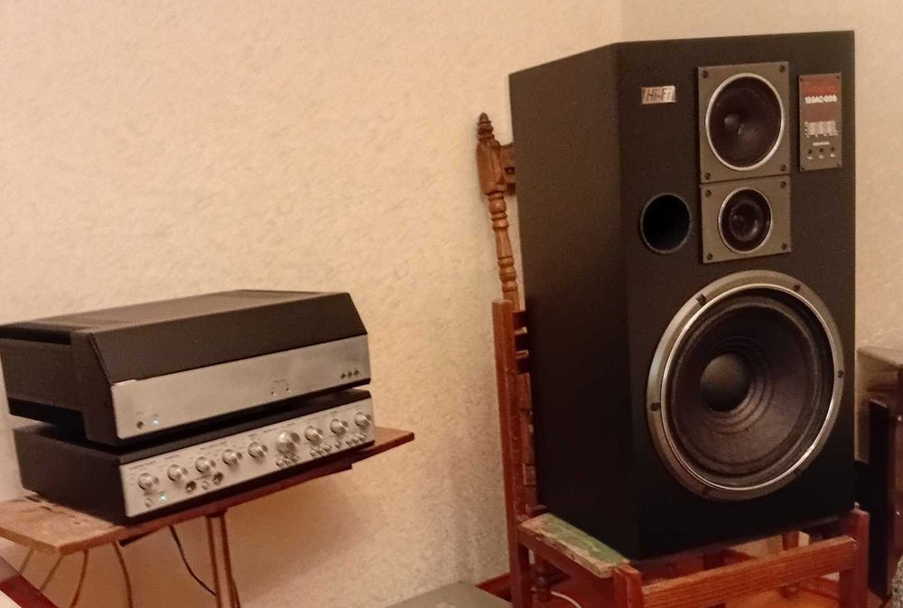 Музыкальая  HI-FI стереосистема