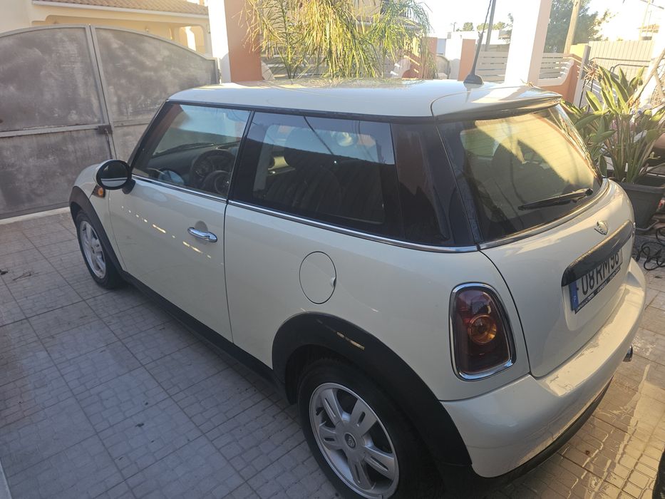 Mini One D.  2010
