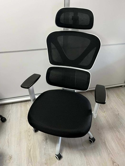 Ergonomiczne krzesło biurowe lędźwiowe KERDOM zagłówek 150kg regulacja