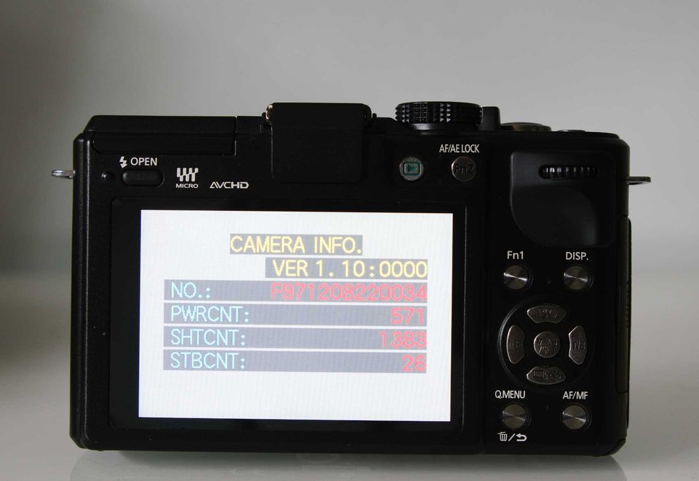 Panasonic Lumix GX1 + Obj Lumix 14-42mm