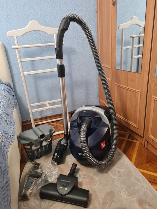 Пилосос Zelmer Aquos 829.0