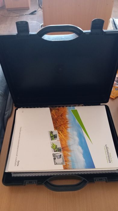 Селекційний зернозбиральниьний комбайн Winterstaiger Deltla