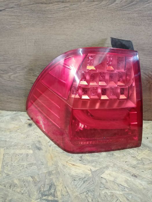 BMW E91 seria 3 kombi lift FL lampa tył tylna led prawa lewa oryginał