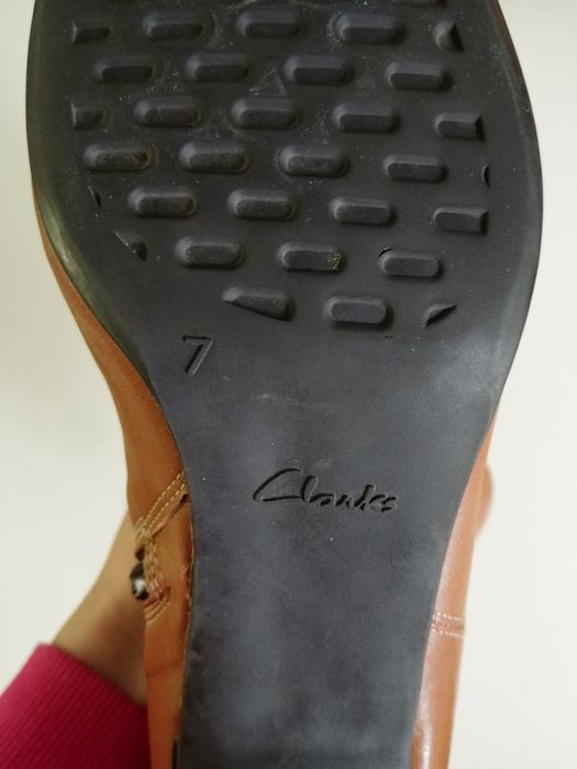 Шкіряні чобітки 41 р. Clarks
