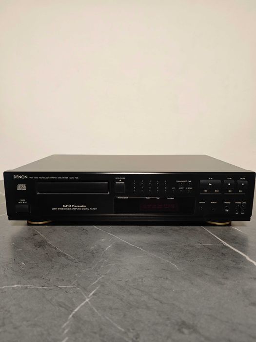 CD-проигрыватель Denon DCD-725