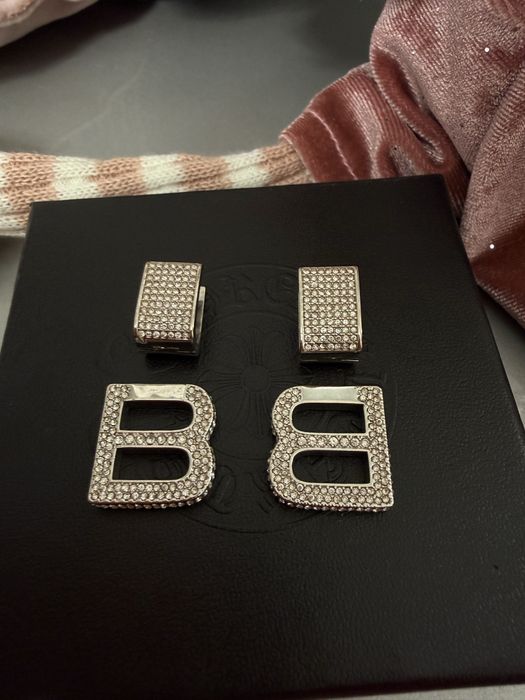 Серьги  balenciag