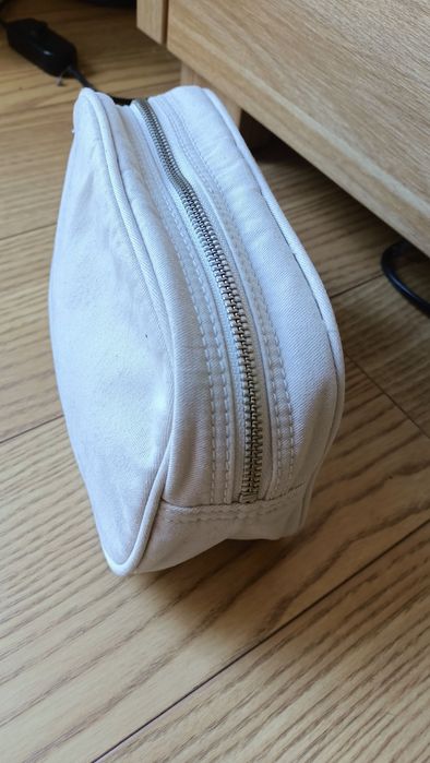 Kosmetyczka na kosmetyki Gap