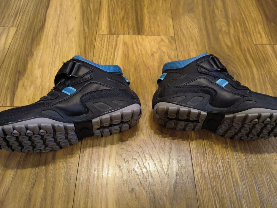 Buty zimowe Geox Amphibiox Jr New Savage r. 36 śniegowce