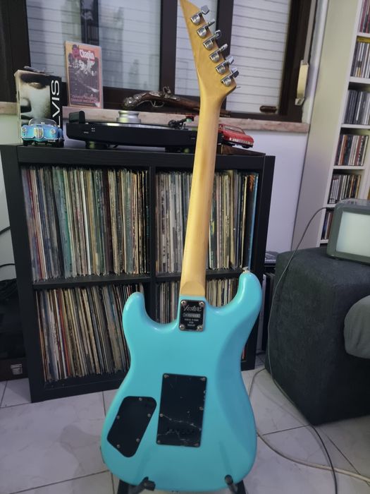 Guitarra Vester Stage series