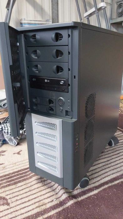 Obudowa komputerowa Chieftec Midi Tower Komputer ATX