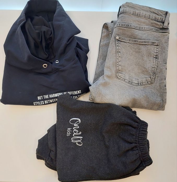 На дитину підлітка джинси худі штани