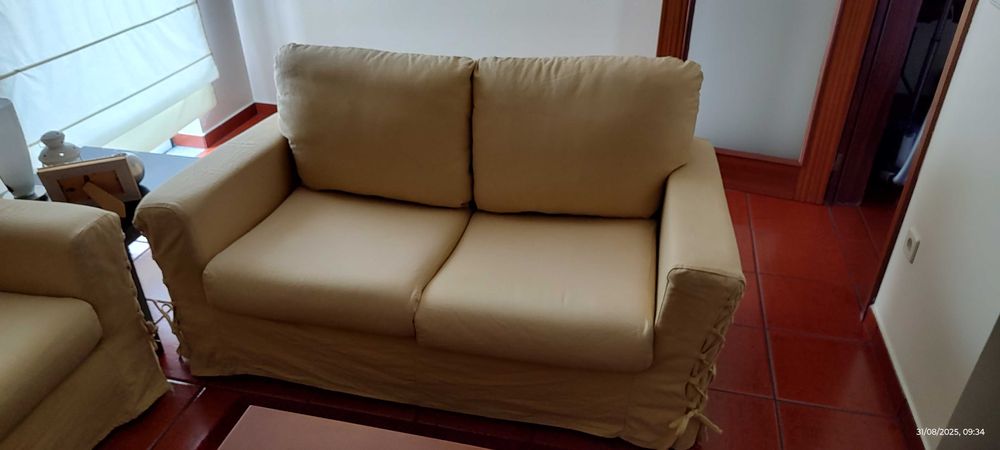 2 Sofás usados muito confortáveis