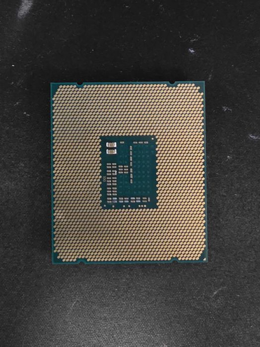Intel Xeon E5-2640 v3 (Socket 2011-3, 8 rdzeni / 16 wątków