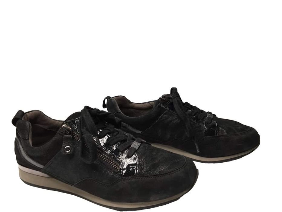 Adidasy skorzane Caprice Rozmiar 40