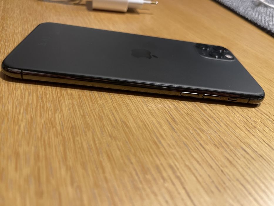 iPhone 11 pro Max 256 gb czarny super stan komplet polska dystrybucja