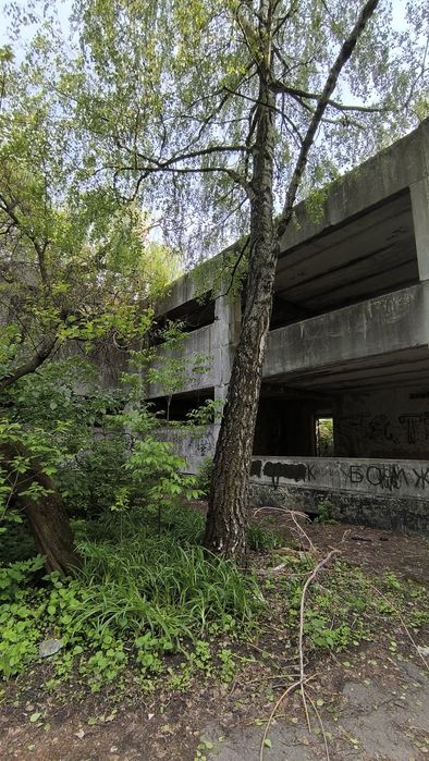 Комплекс приміщень під реконструкцію