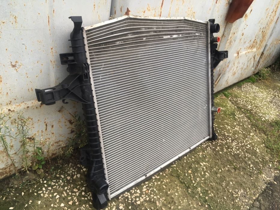 Банка радиатора Volvo XC 90