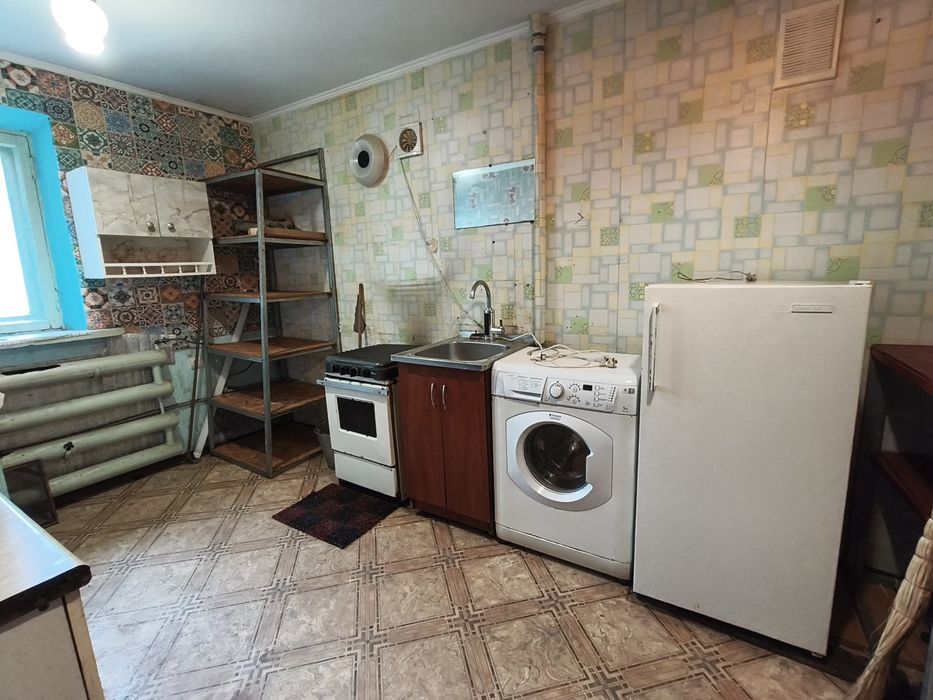 Продаж 2кім.кв проспект Відродження