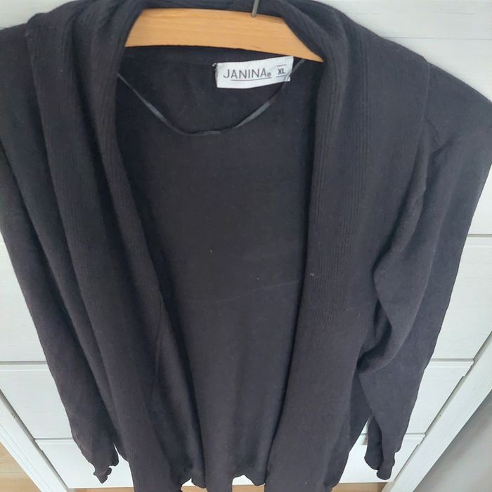 Sweterek kardigan  czarny Janina r.50,52