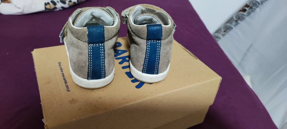 Buty Bartek rozmiar 20 za kostkę