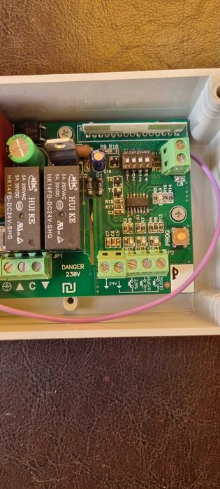 Quadro de grade/estore 220 V c/ comando