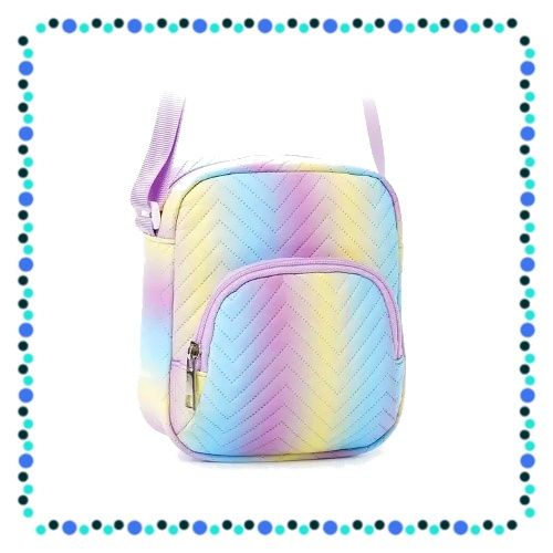 Mała, dziewczęca torebka