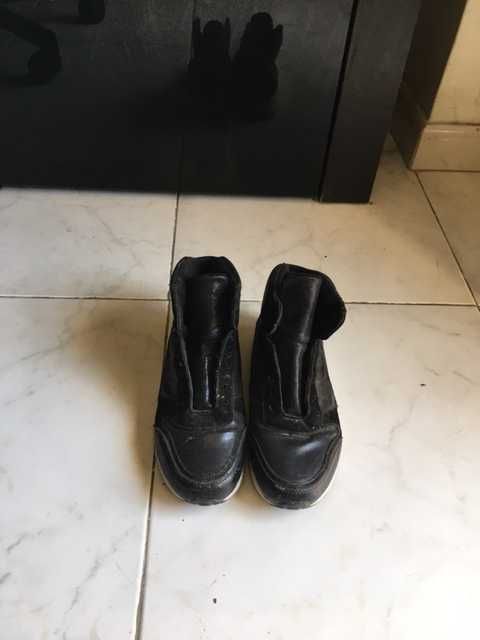 tenis bota , da Bona,um pouco desgastados n38