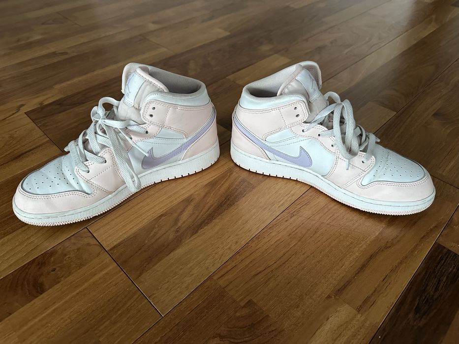 Buty Air Jordan 1 Mid (GS) Różowe