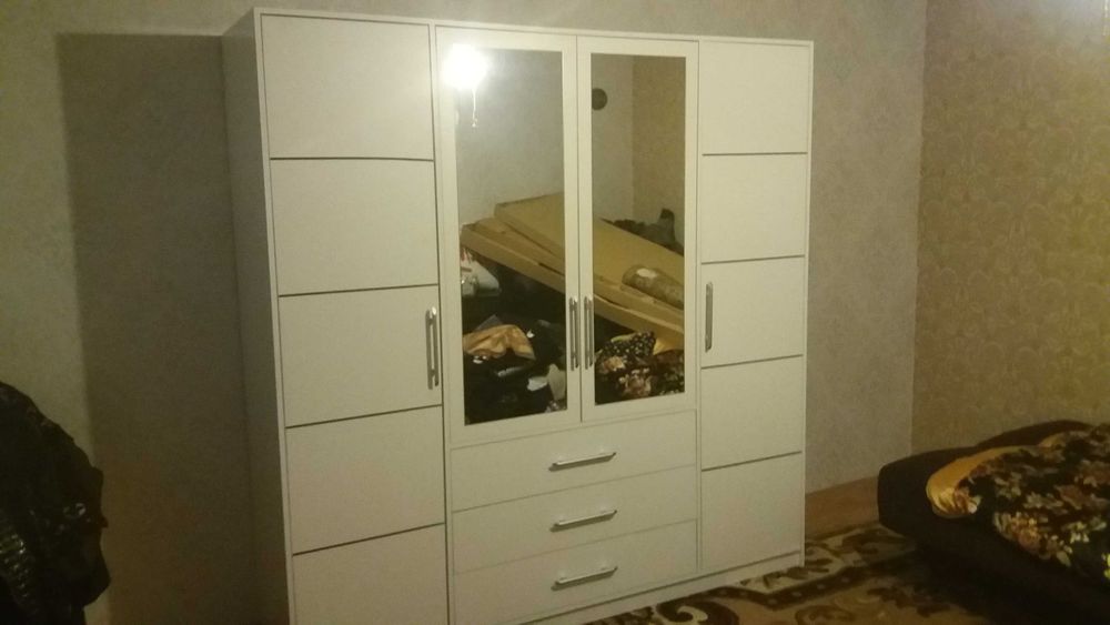 Montaż mebli,naprawa,meble kuchenne,panele podłogowe