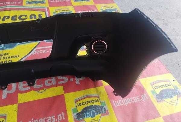 Para-choques Frente Toyota Hilux | 131019