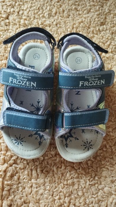 Босоніжки FROZEN для дівчинки, 26 розмір
Продам дуже к