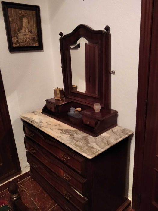 Quarto de casal em madeira