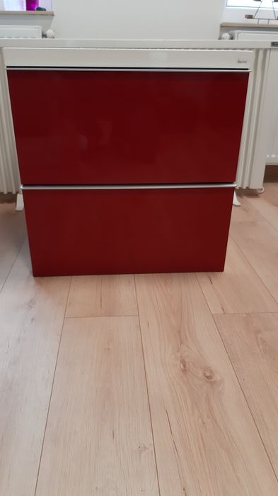 Szafka umywalkowa z umywalką