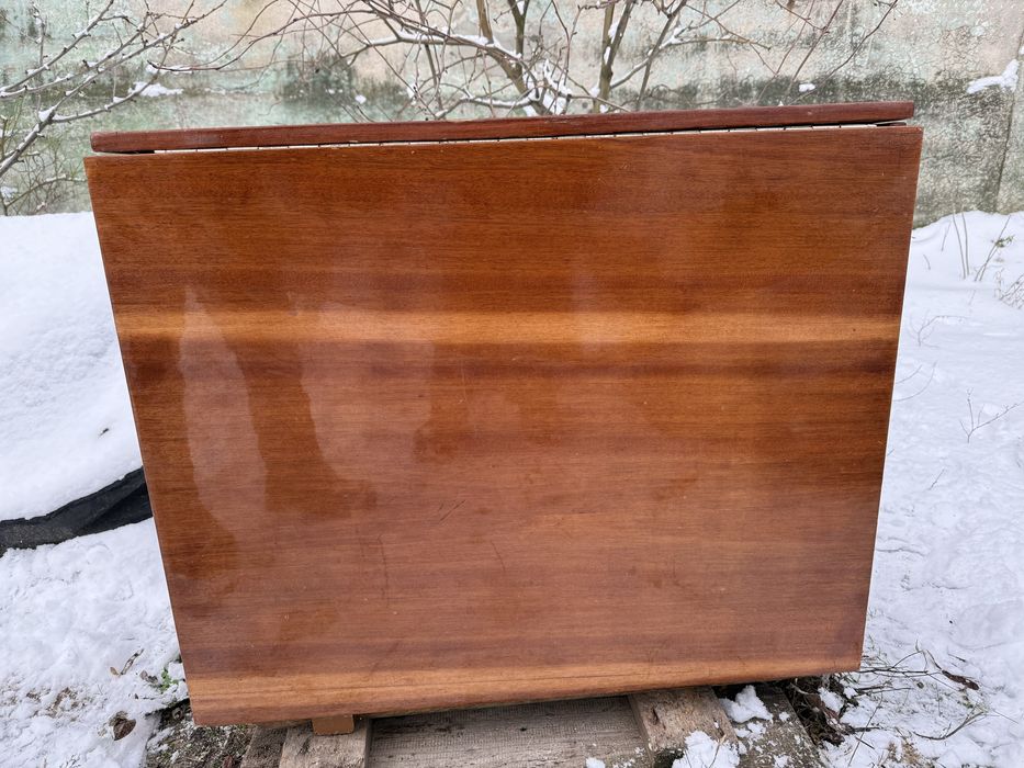 Стіл книжка  лакований