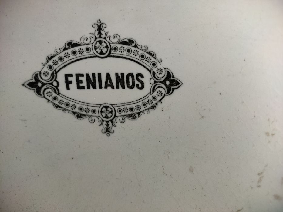 Bidé Antigo Marca FENIANOS