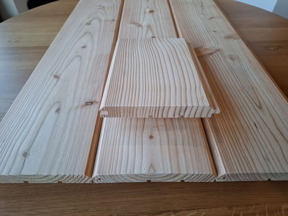 Deska elewacyjna modrzew PRODUCENT