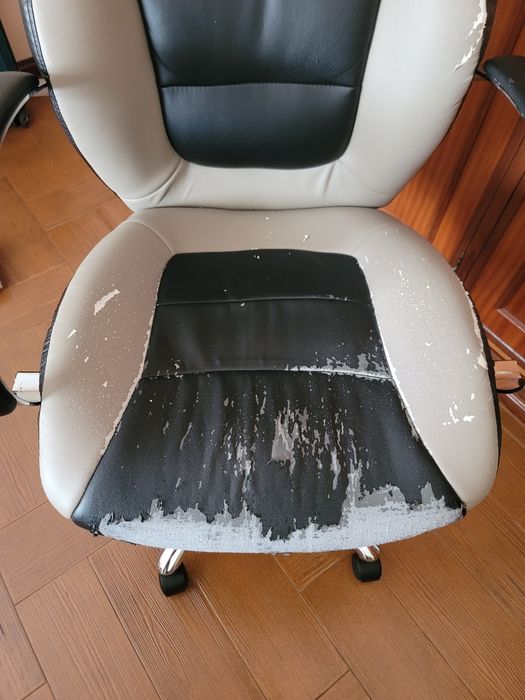 Vendo cadeira de escritório para estofar
