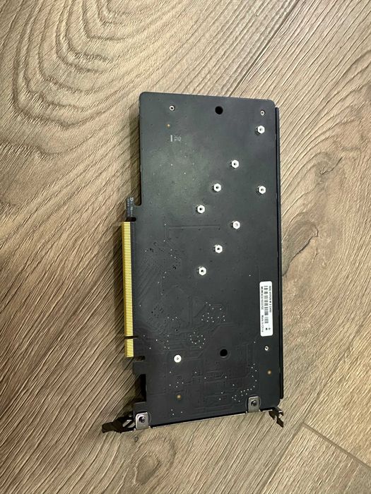 ASUS ROG Hyper M.2 CARD PCIe NVMe SSD карта розширення