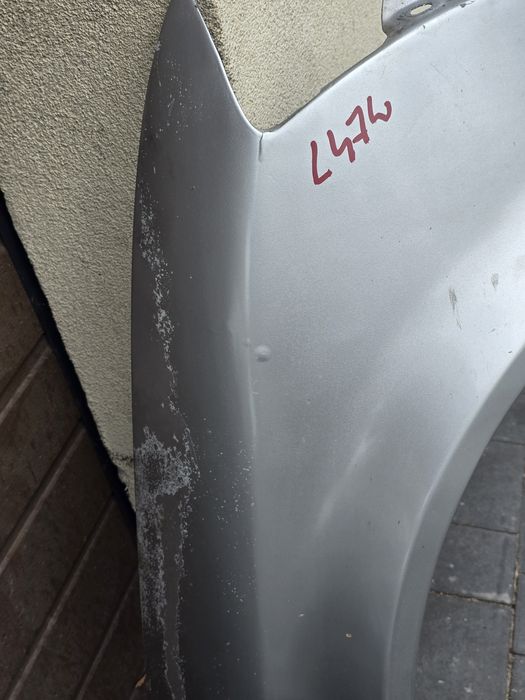 Przód Audi A4 B6 LY7W Europa pas maska  lampy