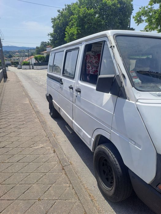 Facos recolha de madeira ,entulho ,lixo,sucata  ,limpeza  de tralhas de garagens