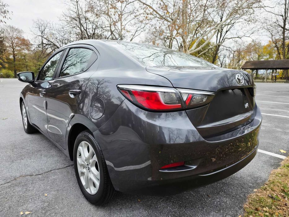 Toyota Yaris iA      2018