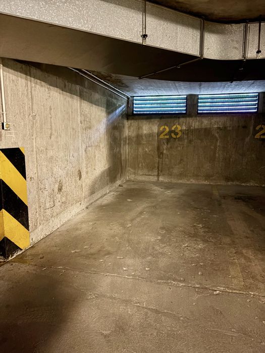 Wynajmę miejsce parkingowe – Ursynów, metro Stokłosy