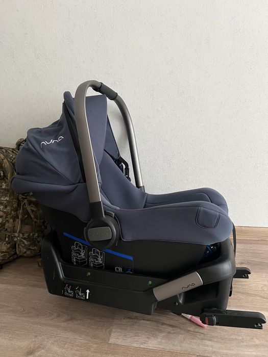 Автокрісло  Nuna Pipa Lite LX