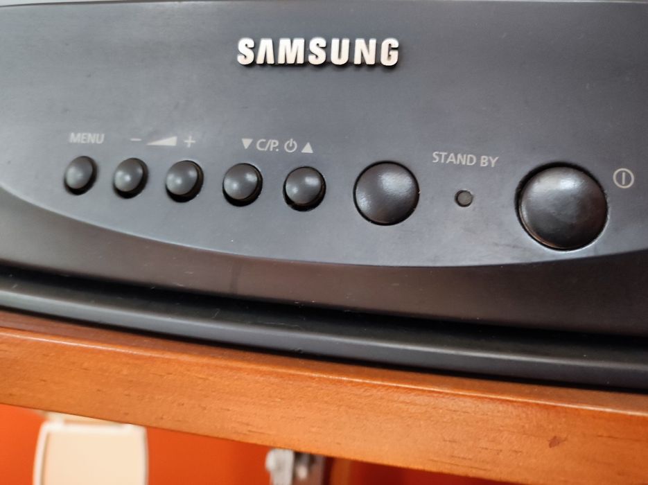 Televisão Samsung antiga Viseu • OLX Portugal