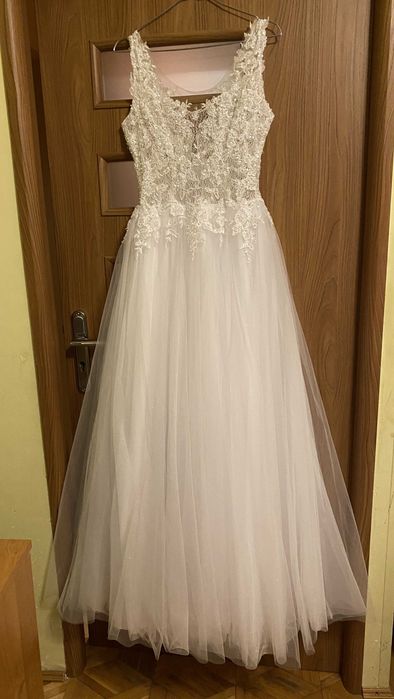 Suknia ślubna biała